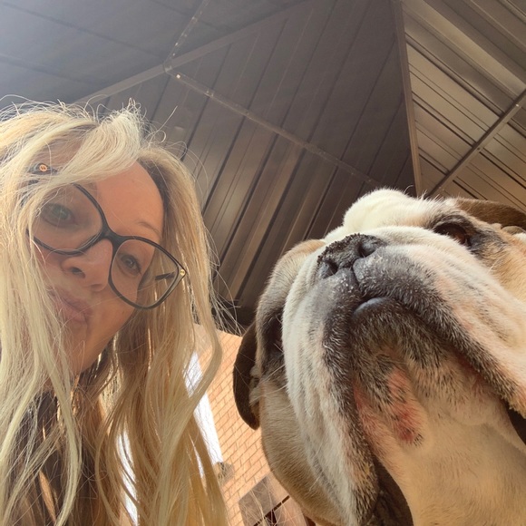 Meet your Posher, Carla - Picture 1 of 1